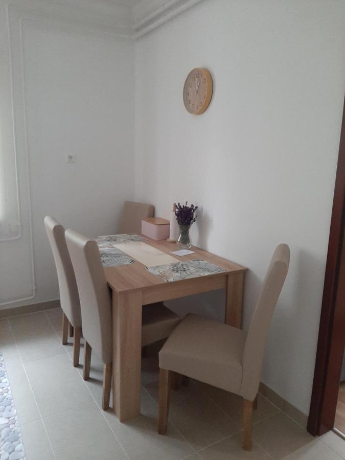 Megyeri Apartman Pocsmegyer Экстерьер фото