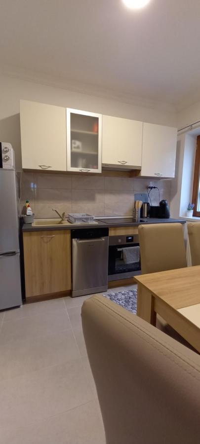 Megyeri Apartman Pocsmegyer Экстерьер фото